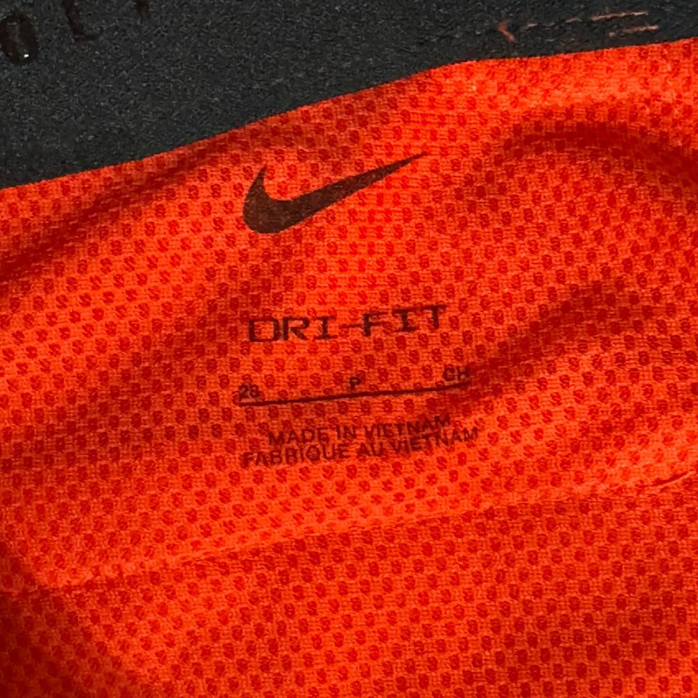 NWT Nike Golf Standard Fit 10.5" Shorts Men's 28 Red - Picture 6 of 6